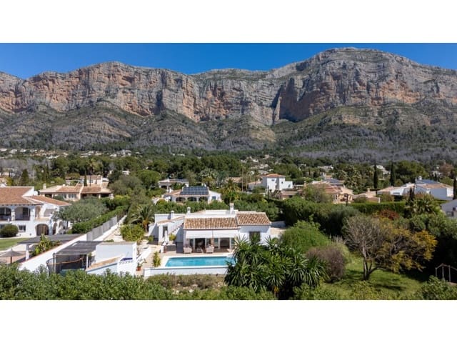 4 soverom Villa til salgs i Montgó - Ermita, Javea / Xàbia med svømmebasseng - € 1 150 000 (Ref: 9784115)