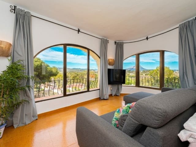 5 bedroom Villa for sale in Portichol - Balcón al Mar, Javea / Xàbia - € 799,000 (Ref: 9784117)