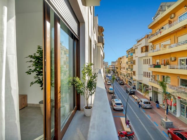 Apartamento de 2 habitaciones en Casco Urbano, Teulada-Moraira en venta con garaje - 295.000 € (Ref: 9804154)