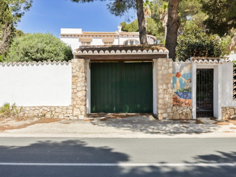 4 bedroom Villa for sale in Javea / Xabia with pool garage - € 650,000 (Ref: 9806307)