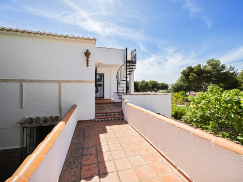 4 bedroom Villa for sale in Javea / Xabia with pool garage - € 650,000 (Ref: 9806307)