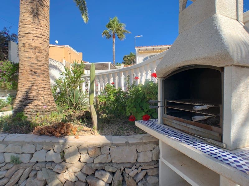 3 sypialnia Willa na sprzedaż w Moraira z basenem garażem - 895 000 € (Ref: 9811423)