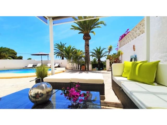3 sypialnia Willa na sprzedaż w Moravit - Cap Blanc, Teulada-Moraira z basenem garażem - 895 000 € (Ref: 9811423)