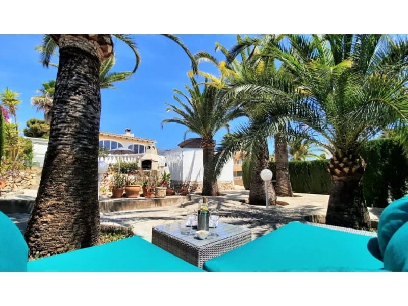 3 sypialnia Willa na sprzedaż w Moraira z basenem garażem - 895 000 € (Ref: 9811423)