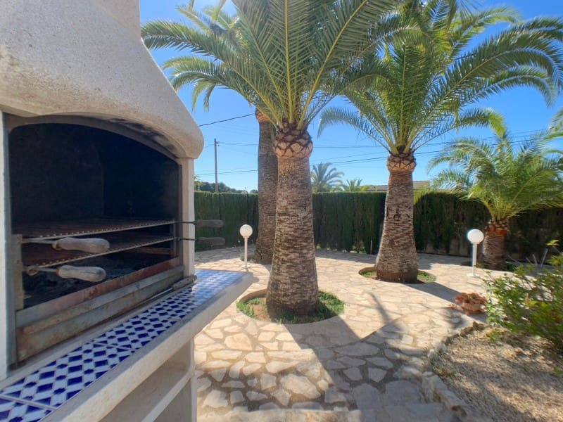3 sypialnia Willa na sprzedaż w Moraira z basenem garażem - 895 000 € (Ref: 9811423)