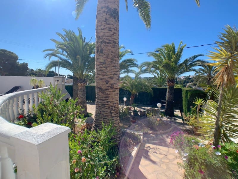 3 sypialnia Willa na sprzedaż w Moraira z basenem garażem - 895 000 € (Ref: 9811423)
