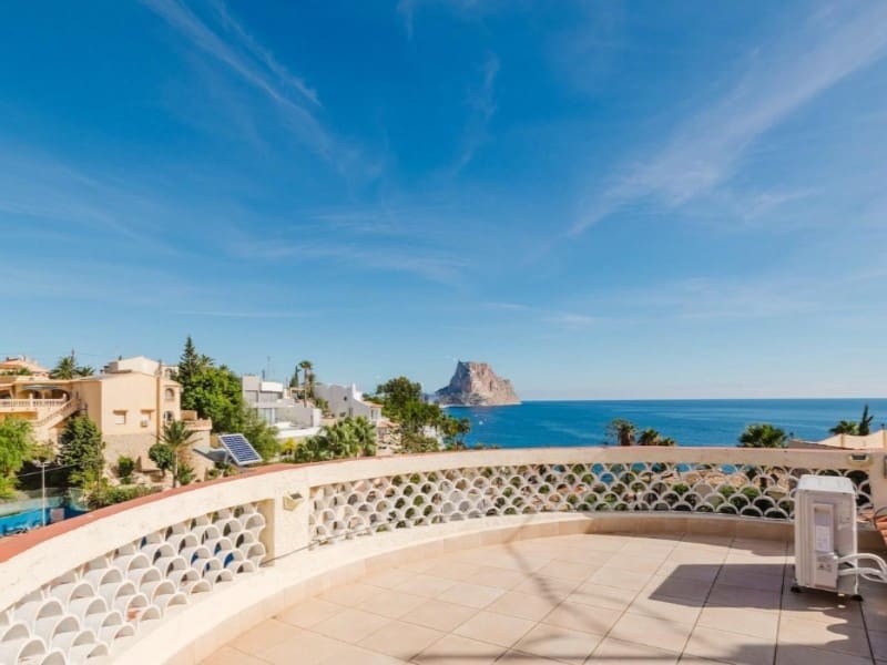 5 Zimmer Villa zu verkaufen in Calpe / Calp mit Pool - 990.000 € (Ref: 9811424)