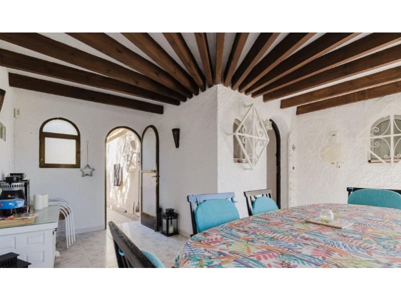 5 Zimmer Villa zu verkaufen in Calpe / Calp mit Pool - 990.000 € (Ref: 9811424)