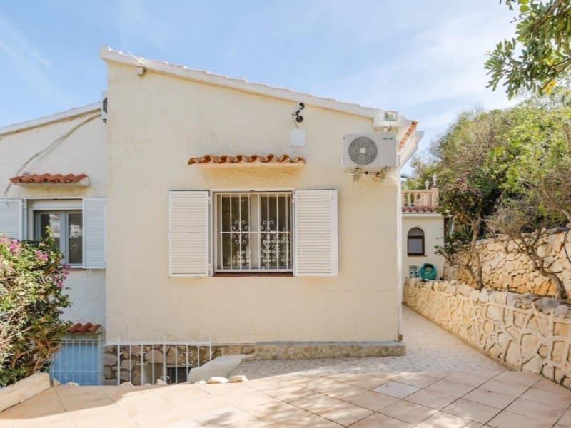 5 Zimmer Villa zu verkaufen in Calpe / Calp mit Pool - 990.000 € (Ref: 9811424)