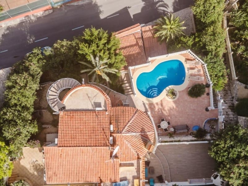 5 Zimmer Villa zu verkaufen in Calpe / Calp mit Pool - 990.000 € (Ref: 9811424)