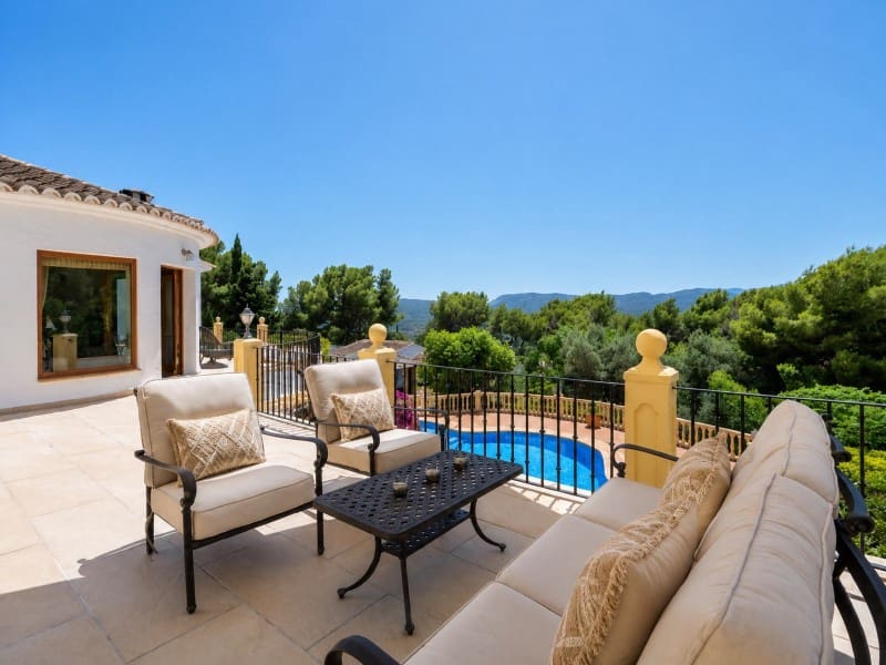 5 bedroom Villa for sale in Javea / Xabia with pool garage - € 1,268,000 (Ref: 9849328)