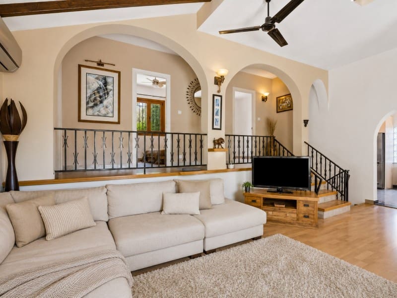 5 bedroom Villa for sale in Javea / Xabia with pool garage - € 1,268,000 (Ref: 9849328)