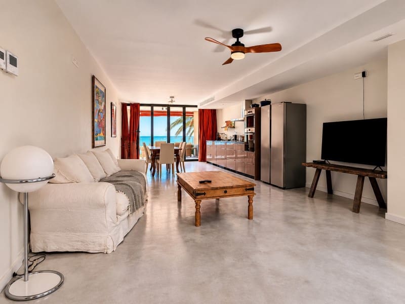 5 bedroom Townhouse for sale in El Campello with garage - € 2,200,000 (Ref: 9861248)