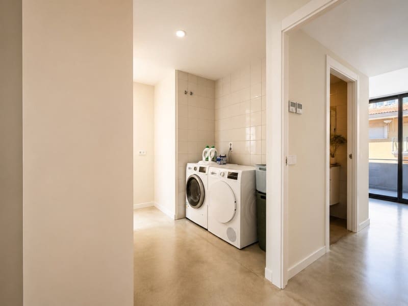 5 bedroom Townhouse for sale in El Campello with garage - € 2,200,000 (Ref: 9861248)