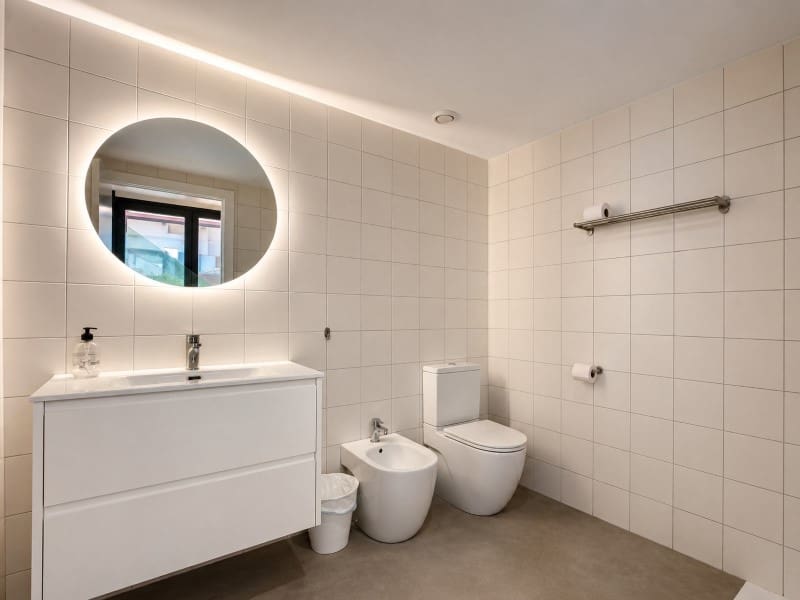 5 bedroom Townhouse for sale in El Campello with garage - € 2,200,000 (Ref: 9861248)