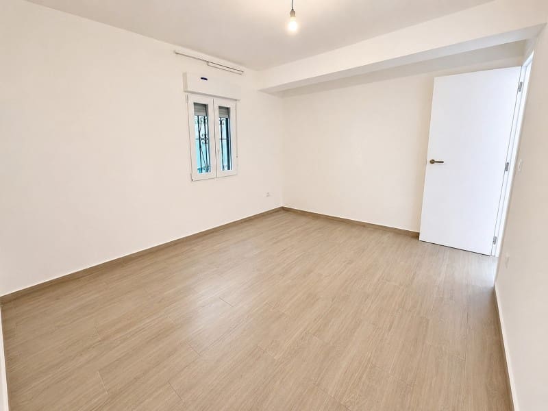 5 sovrum Villa till salu i Denia med garage - 590 000 € (Ref: 9878779)