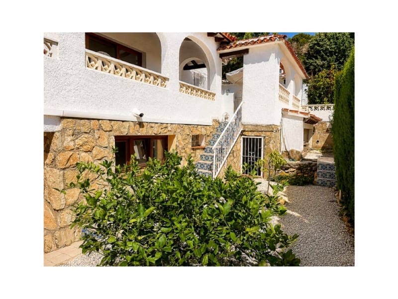 4 chambre Villa/Maison à vendre à Moraira avec piscine - 610 000 € (Ref: 9887972)