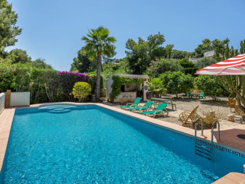 Chalet de 4 habitaciones en Javea / Xàbia en venta con piscina garaje - 950.000 € (Ref: 9888739)