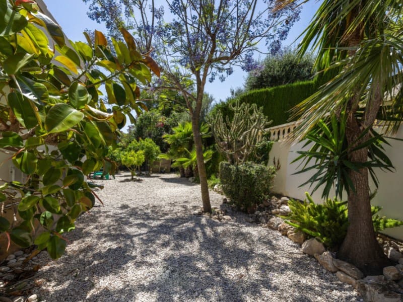 Chalet de 4 habitaciones en Javea / Xàbia en venta con piscina garaje - 950.000 € (Ref: 9888739)