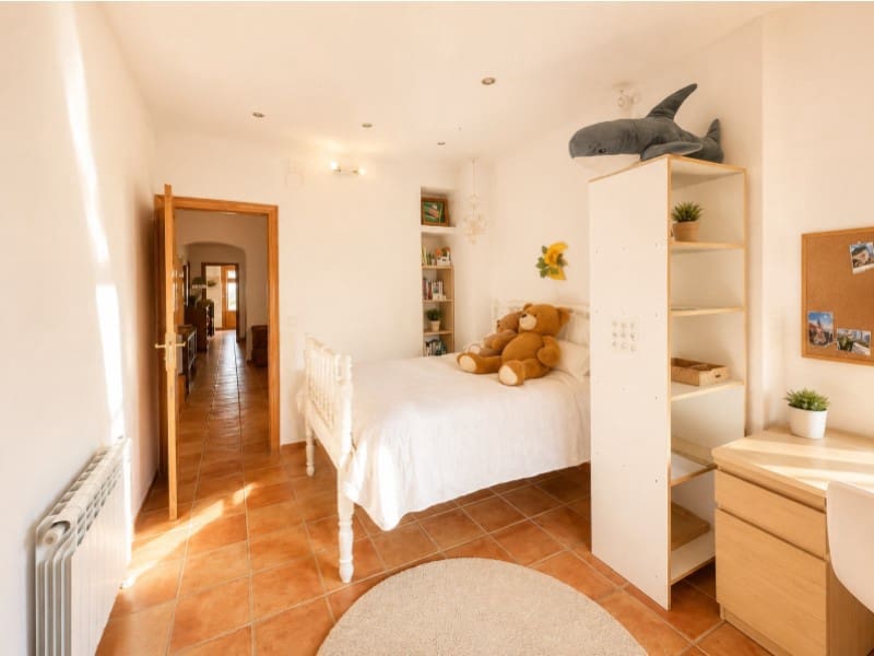 5 bedroom Townhouse for sale in Orba - € 329,000 (Ref: 9924282)
