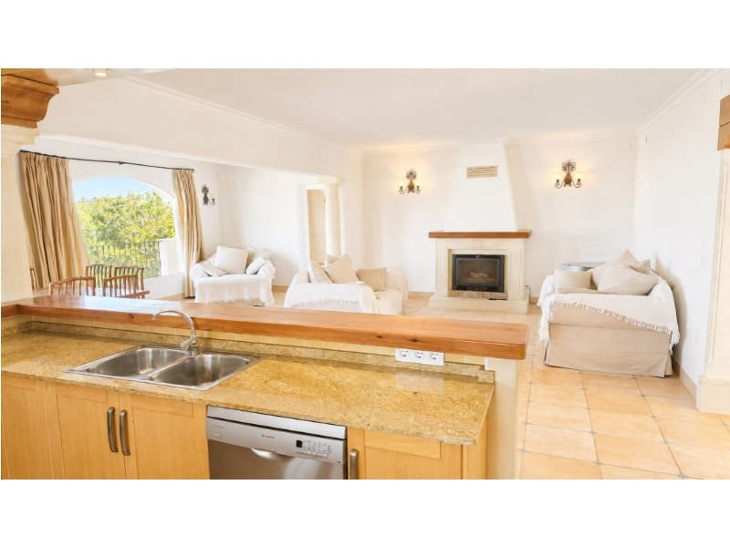 3 sypialnia Willa na sprzedaż w Javea / Xabia z basenem - 1 150 000 € (Ref: 9927028)