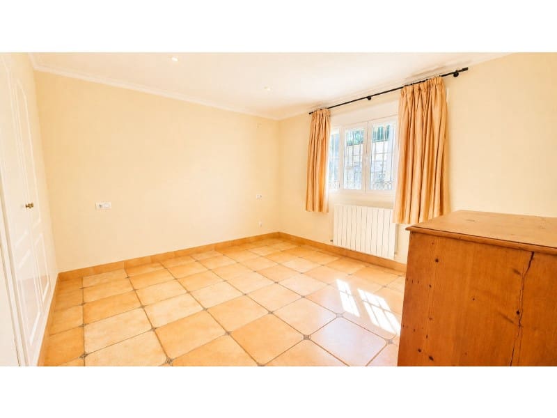 3 sypialnia Willa na sprzedaż w Javea / Xabia z basenem - 1 150 000 € (Ref: 9927028)