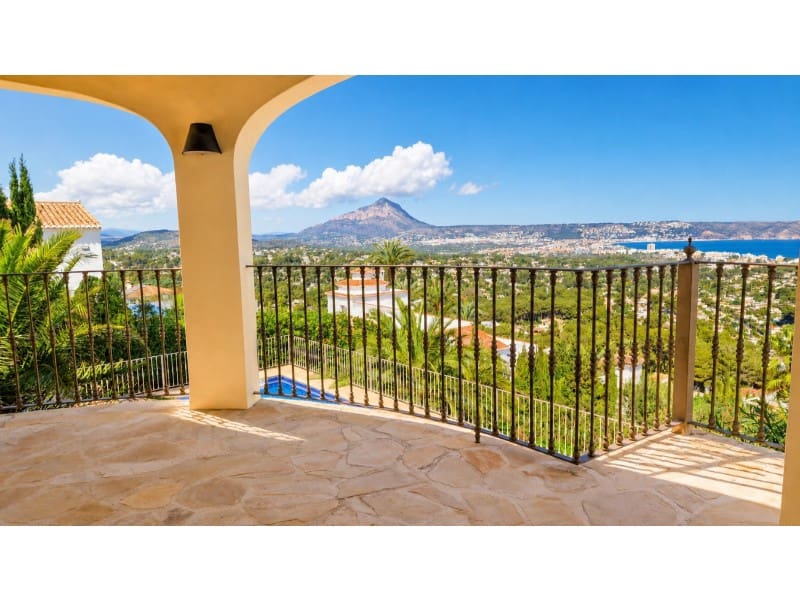 3 sypialnia Willa na sprzedaż w Javea / Xabia z basenem - 1 150 000 € (Ref: 9927028)