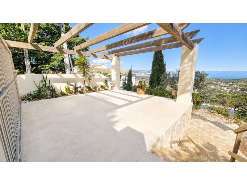 3 sypialnia Willa na sprzedaż w Javea / Xabia z basenem - 1 150 000 € (Ref: 9927028)