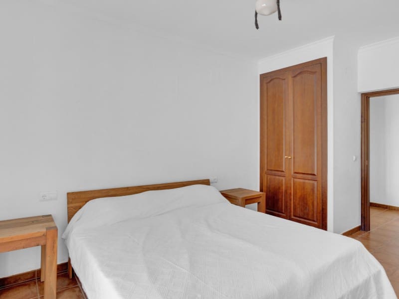 5 sypialnia Willa na sprzedaż w Orba - 645 000 € (Ref: 9941987)