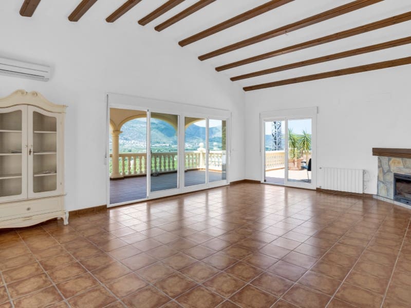 5 sypialnia Willa na sprzedaż w Orba - 645 000 € (Ref: 9941987)