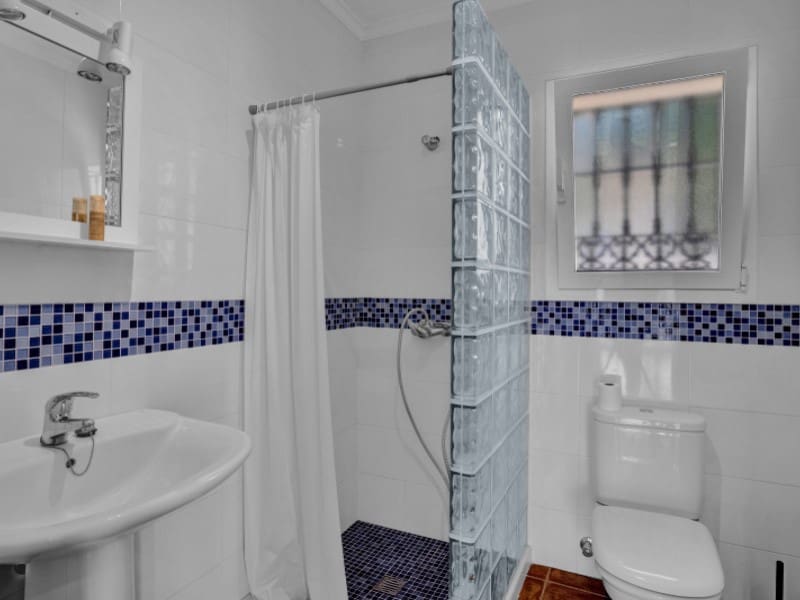 5 sypialnia Willa na sprzedaż w Orba - 645 000 € (Ref: 9941987)