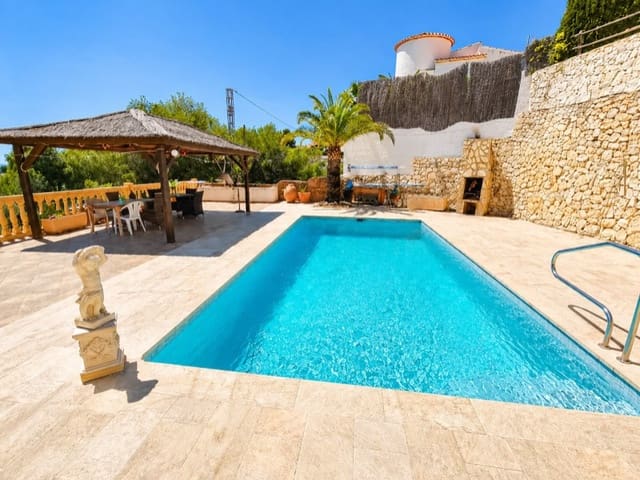 5 soveværelse Villa til salg i Benissa med swimmingpool garage - € 730.000 (Ref: 9941988)