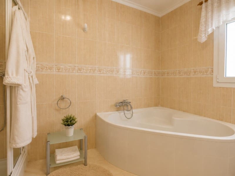 4 Zimmer Villa zu verkaufen in Benissa mit Pool - 766.000 € (Ref: 9954877)