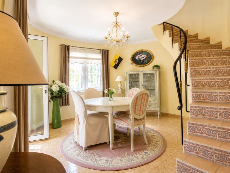 4 Zimmer Villa zu verkaufen in Benissa mit Pool - 766.000 € (Ref: 9954877)