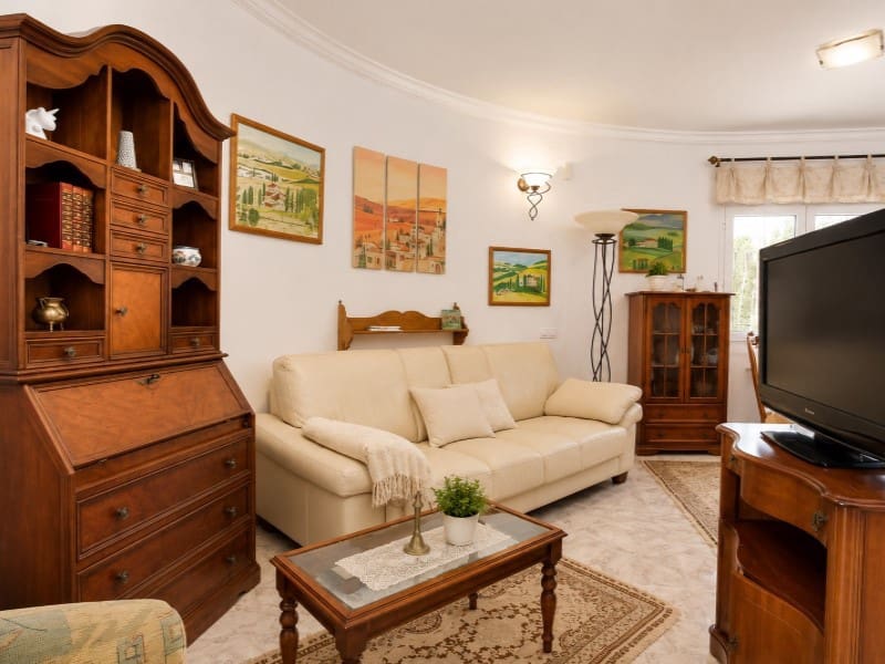 4 Zimmer Villa zu verkaufen in Benissa mit Pool - 766.000 € (Ref: 9954877)