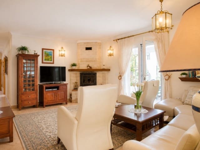 4 soveværelse Villa til salg i Benissa med swimmingpool - € 766.000 (Ref: 9954877)