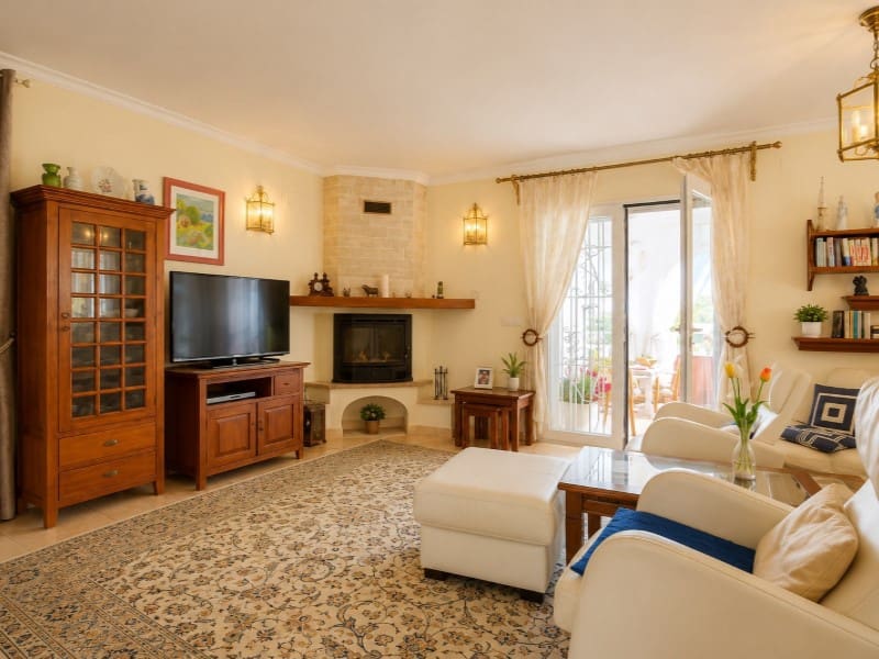4 Zimmer Villa zu verkaufen in Benissa mit Pool - 766.000 € (Ref: 9954877)