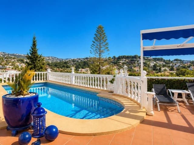4 soveværelse Villa til salg i Benissa med swimmingpool - € 766.000 (Ref: 9954877)
