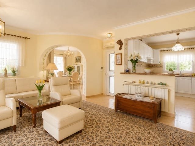 4 soveværelse Villa til salg i Benissa med swimmingpool - € 766.000 (Ref: 9954877)