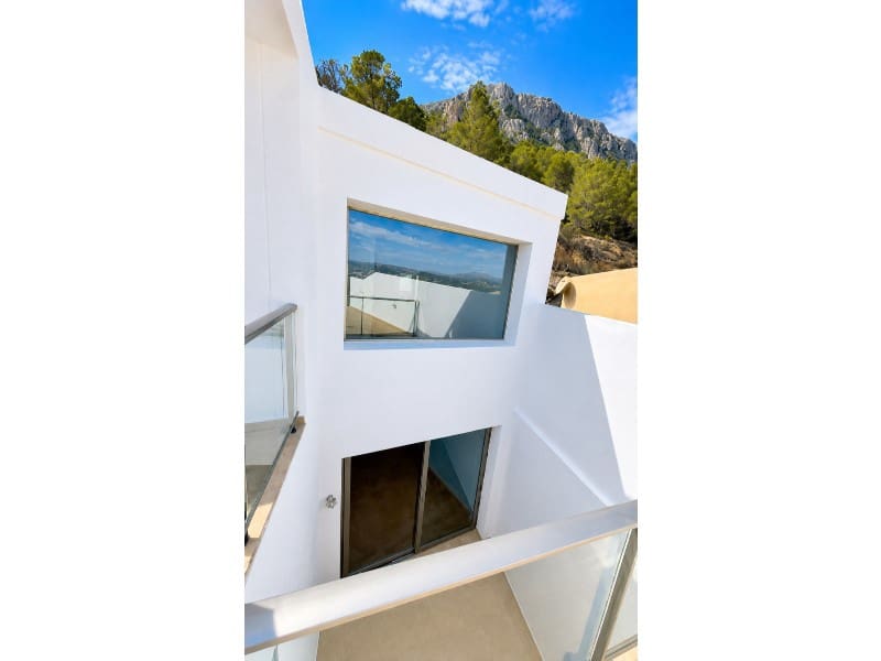 5 slaapkamer Huis te koop in Calpe / Calp - € 498.000 (Ref: 9979556)