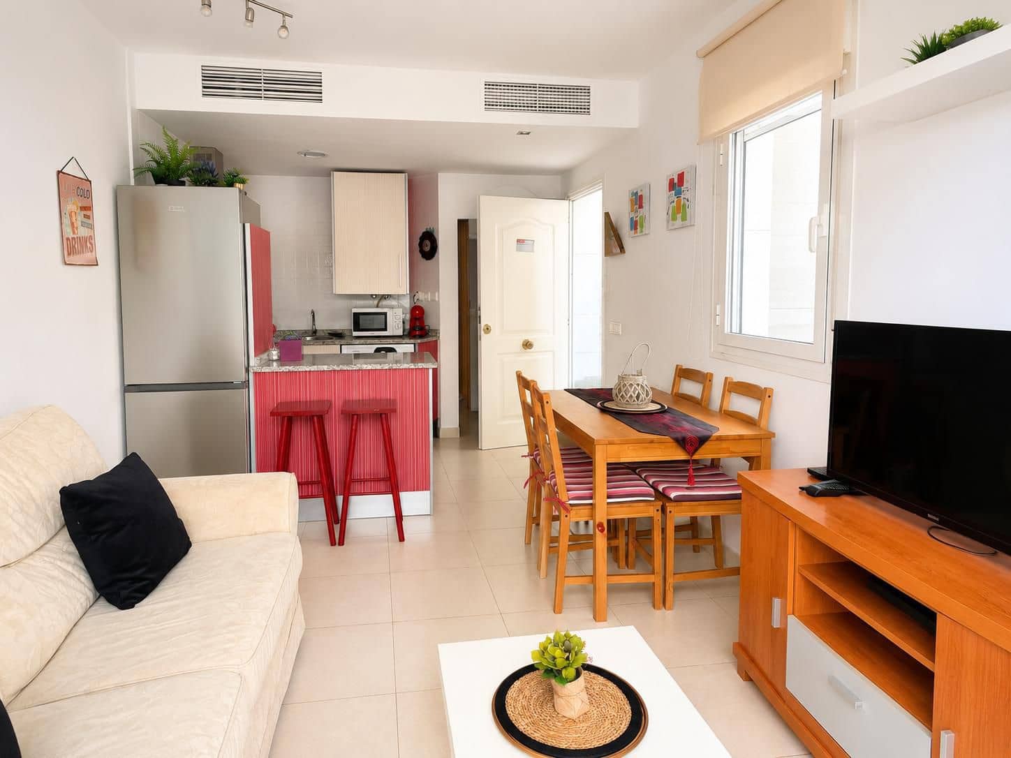 Apartamento de 1 habitación en Vera en venta con piscina garaje - 129.000 € (Ref: 10044608)