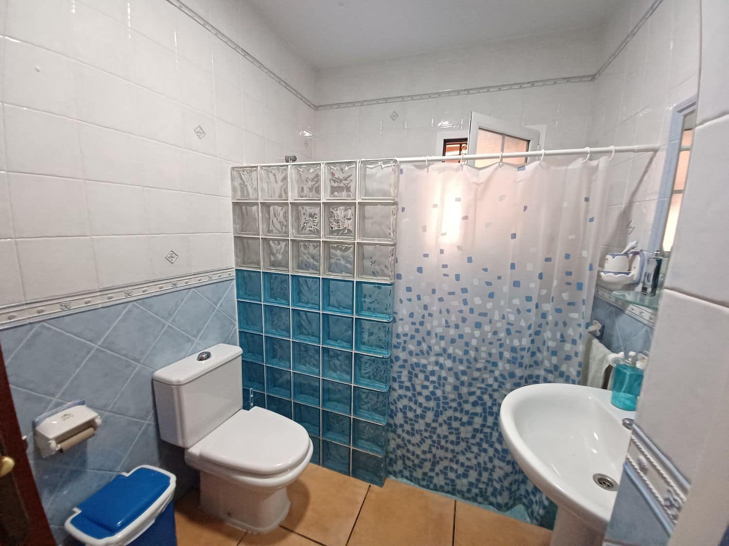 4 soveværelse Villa til salg i Burjulu - € 294.000 (Ref: 8049245)