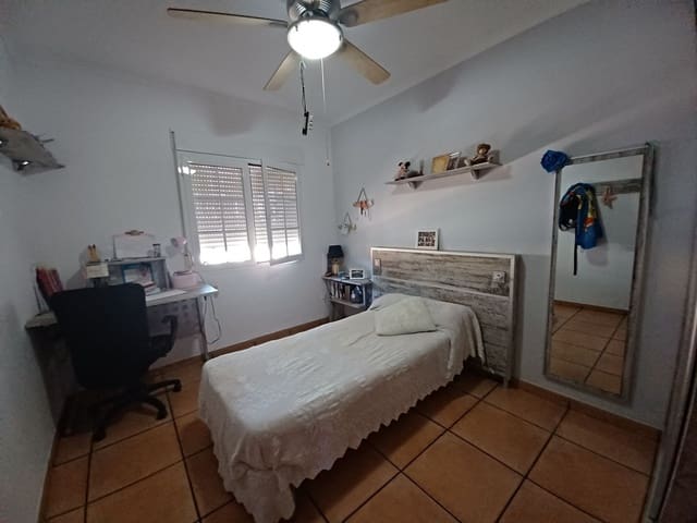 4 sypialnia Willa na sprzedaż w Cuevas del Almanzora z basenem - 294 000 € (Ref: 8049245)