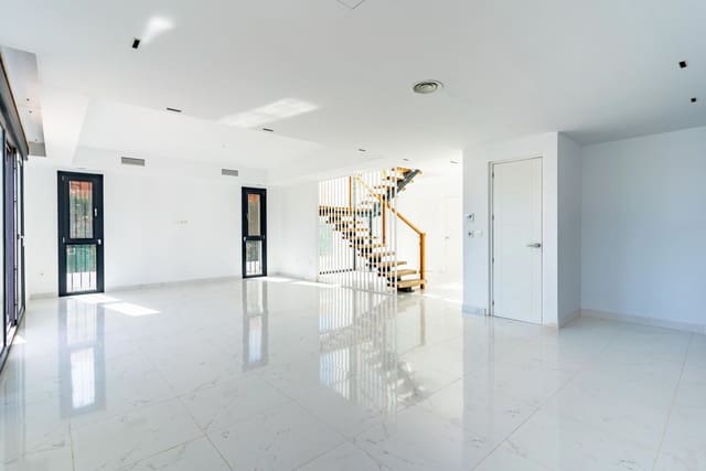 4 bedroom Villa for sale in Puerto Vera - Las Salinas, Vera - € 775,000 (Ref: 8624777)