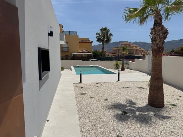 3 soveværelse Villa til salg i Los Gallardos med garage - € 324.000 (Ref: 8640771)