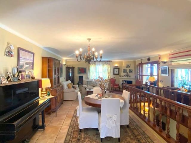 4 bedroom Villa for sale in Mojácar - € 450,000 (Ref: 8737284)