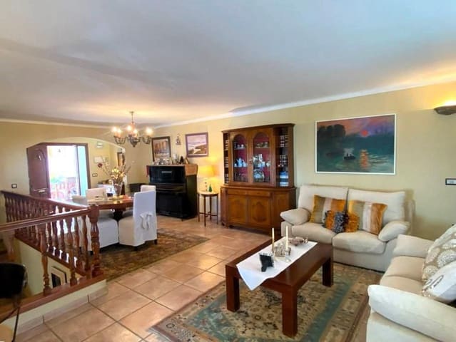 4 bedroom Villa for sale in Mojácar - € 450,000 (Ref: 8737284)