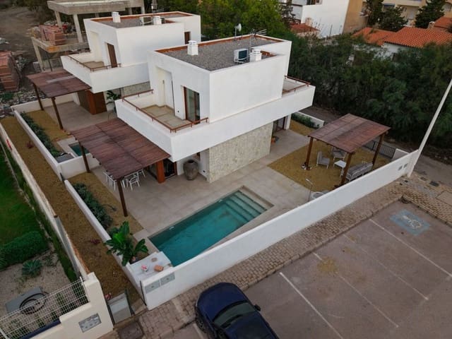 3 camera da letto Villa in vendita in Cuevas del Almanzora con garage - 320.000 € (Rif: 8821717)
