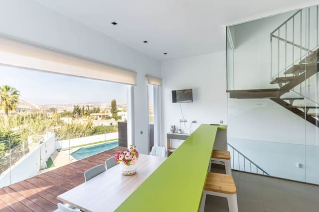 3 slaapkamer Halfvrijstaande villa te koop in Mojácar met garage - € 298.000 (Ref: 8982731)