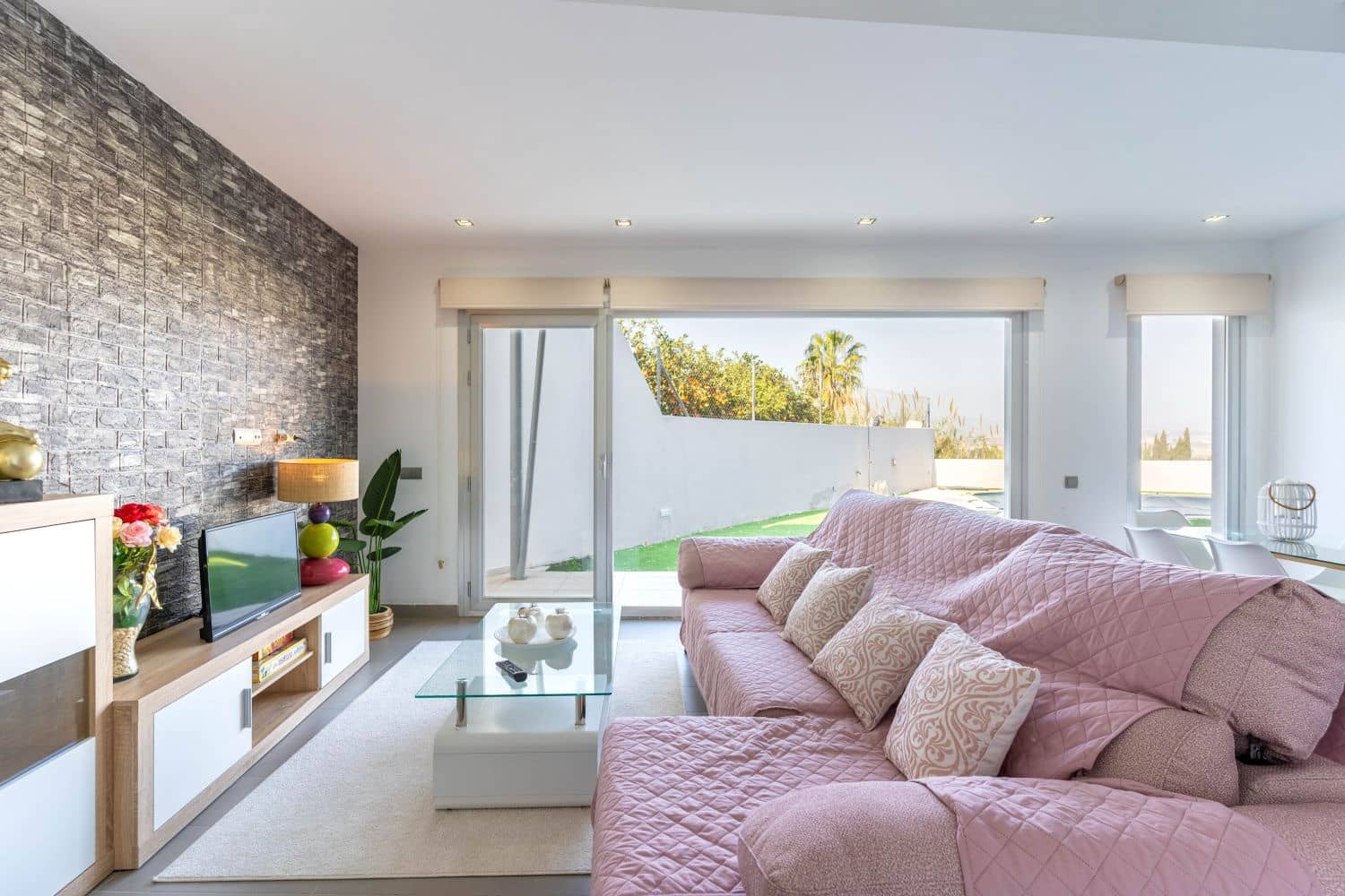 3 bedroom Semi-detached Villa for sale in Mojacar with garage - € 298,000 (Ref: 8982731)